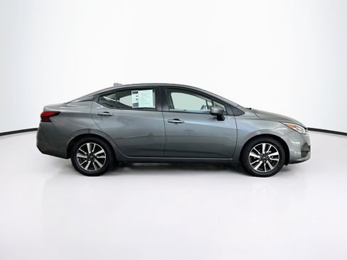 Used 2025 Nissan Versa SV FWD image 10
