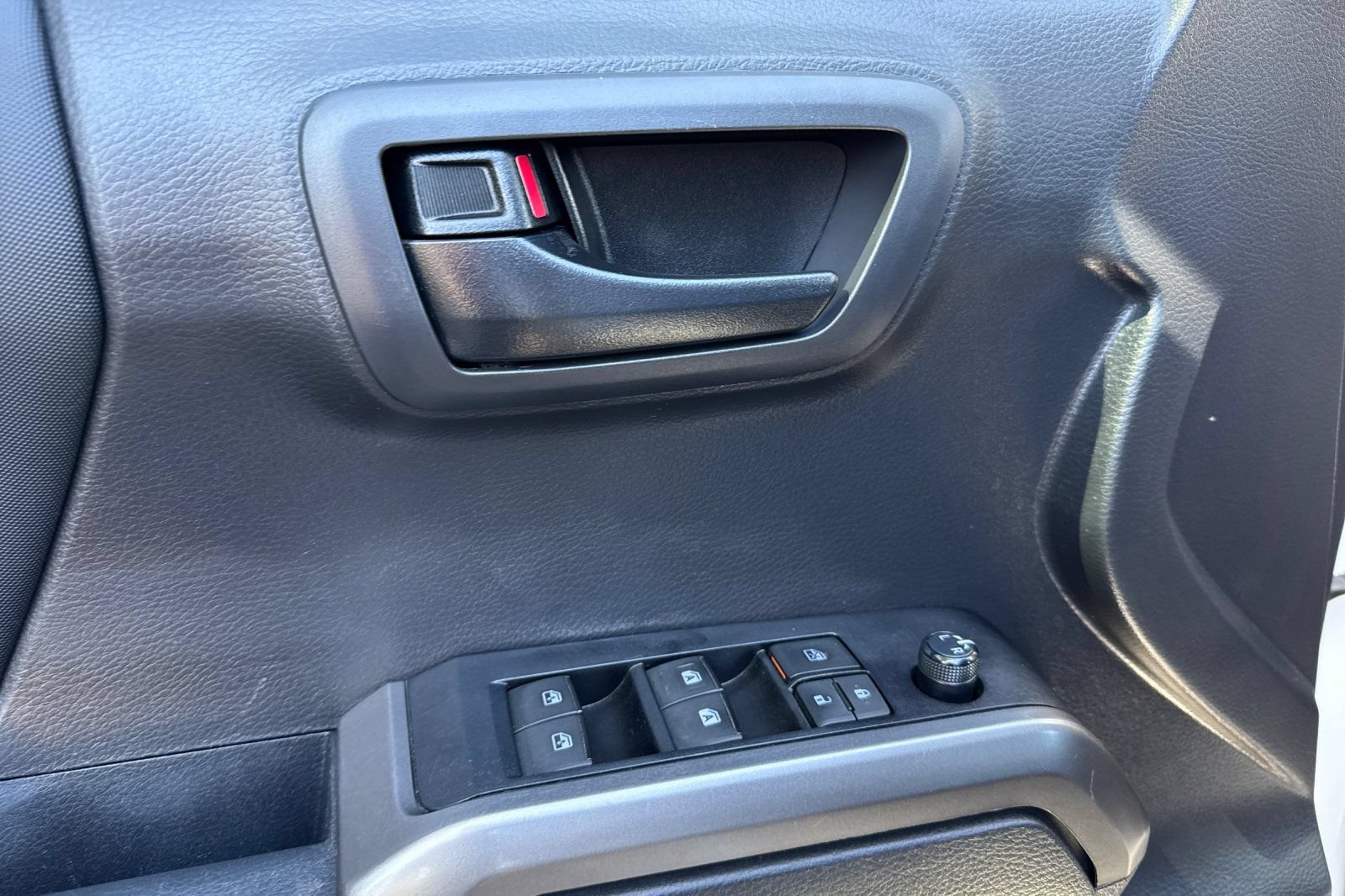 Used 2023 Toyota Tacoma 4x4 Double Cab w/ Trail Edition image 11