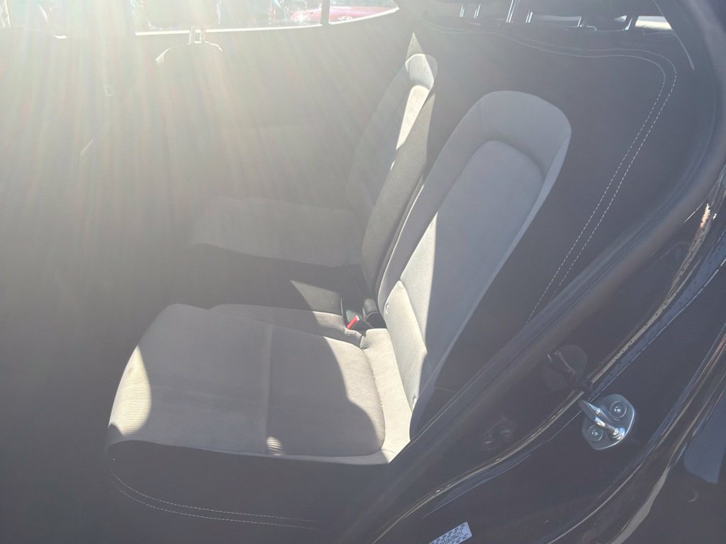 Used 2024 Hyundai Venue SEL FWD image 9