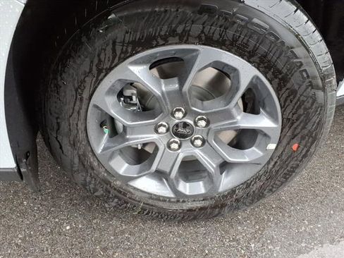 New 2025 Ford Maverick XLT w/ XLT Luxury Package image 16