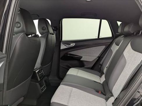 Used 2023 Volkswagen ID.4 Pro RWD image 18