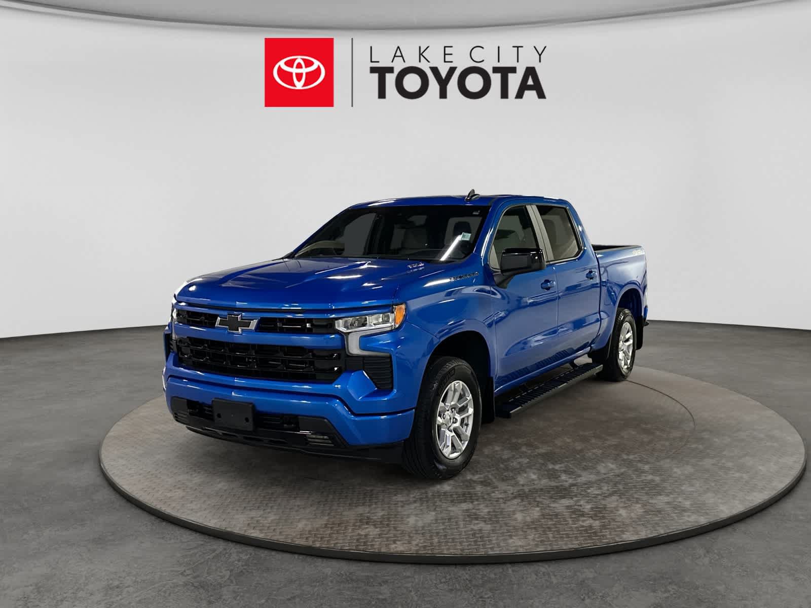 Used 2025 Chevrolet Silverado 1500 RST AWD/4WD image 1