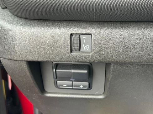 Certified 2023 Chevrolet Colorado Z71 w/ Z71 Convenience Package 2 image 14