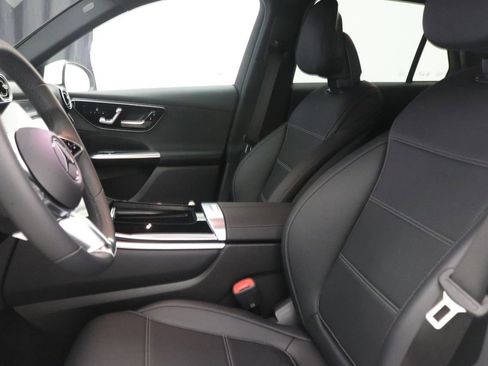 Certified 2026 Mercedes-Benz GLC 300 image 30