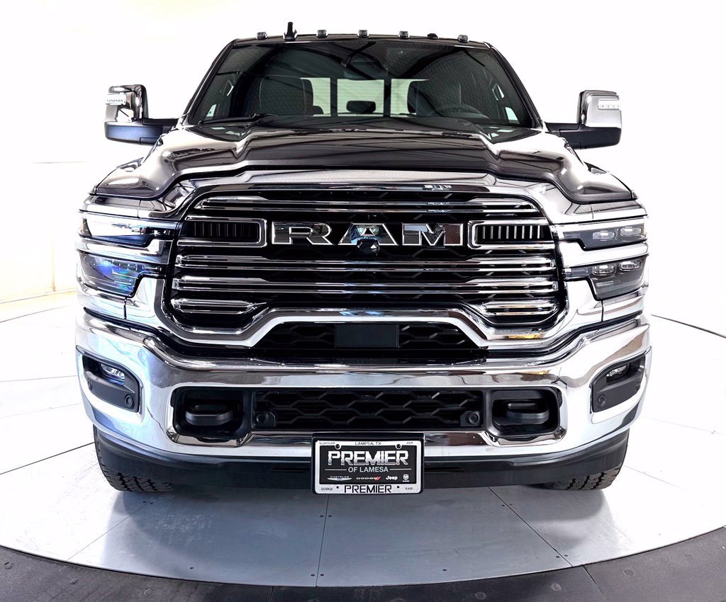 New 2026 RAM 2500 Laramie AWD/4WD image 9