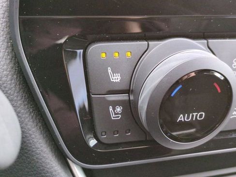 Used 2024 Toyota Grand Highlander Limited FWD image 14