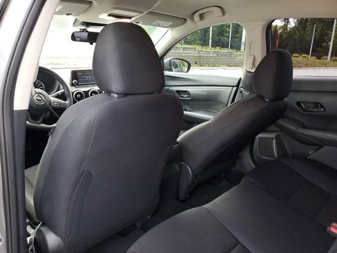 Used 2024 Nissan Sentra S FWD image 9