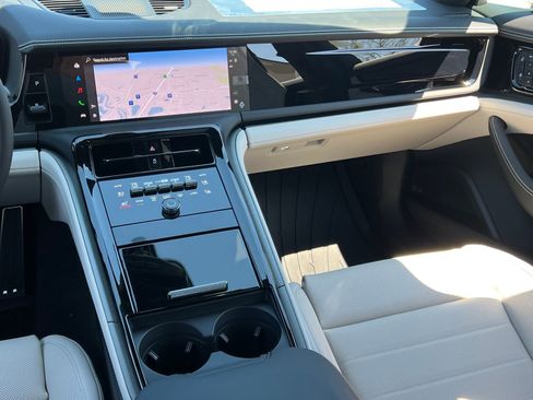 New 2026 Porsche Panamera 4 AWD/4WD image 25