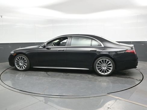Used 2022 Mercedes-Benz S 580 4MATIC Sedan image 10