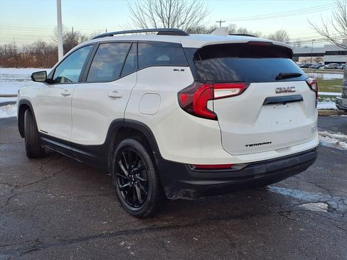 Used 2023 GMC Terrain SLE w/ Elevation Edition image 34