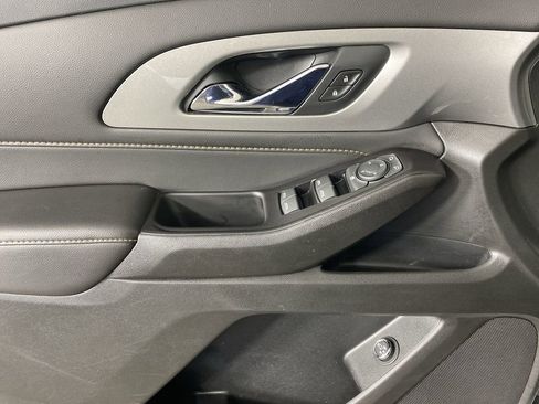 Certified 2020 Chevrolet Traverse LT image 24