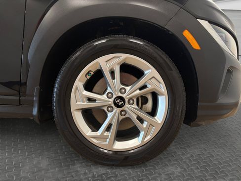 Used 2023 Hyundai Kona SEL AWD/4WD image 36