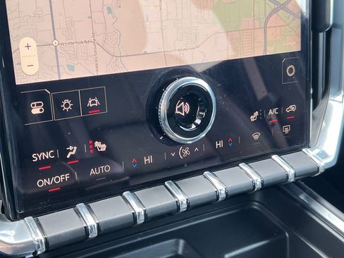 Certified 2024 GMC Acadia Elevation w/ Luxury Package image 18