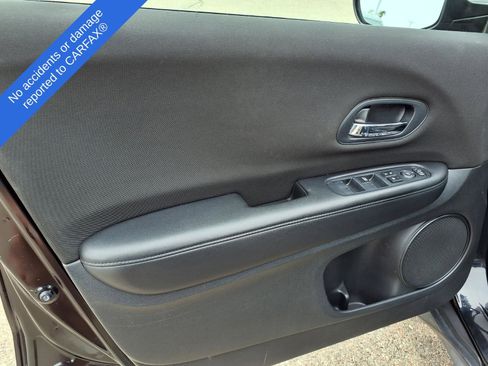 Used 2017 Honda HR-V LX image 16