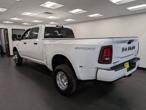 Used 2025 RAM 3500 Big Horn image 6