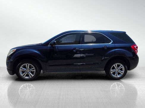 Used 2017 Chevrolet Equinox LS FWD image 4