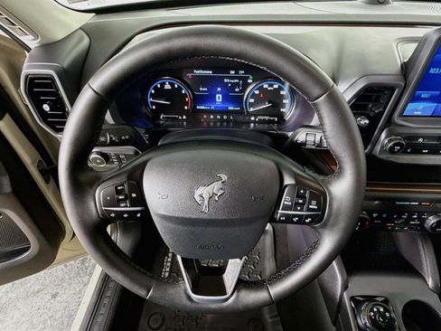 Used 2024 Ford Bronco Sport Outer Banks w/ Tech Package AWD/4WD image 13