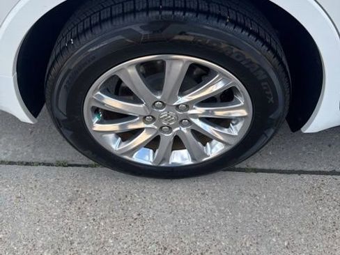 Used 2020 Buick Envision Essence image 6