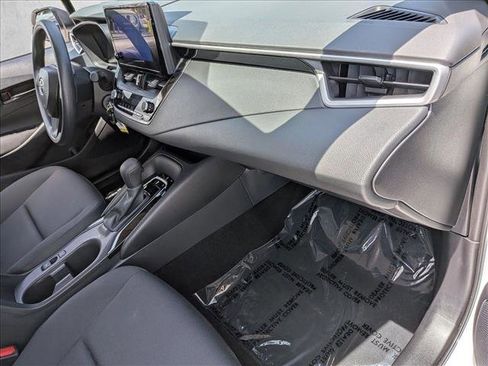 Used 2024 Toyota Corolla LE FWD image 21