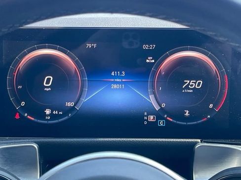 Used 2023 Mercedes-Benz GLB 250 4MATIC w/ Premium Package image 28