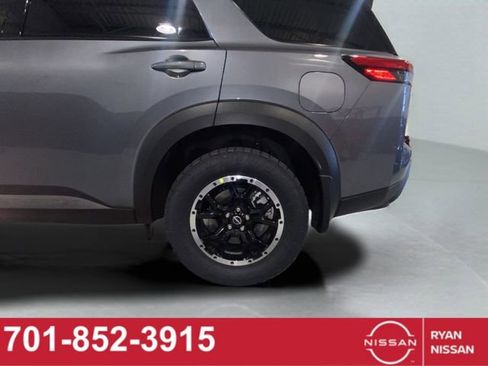 New 2025 Nissan Pathfinder Rock Creek image 14