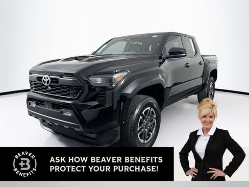 Certified 2025 Toyota Tacoma TRD Sport AWD/4WD image 1
