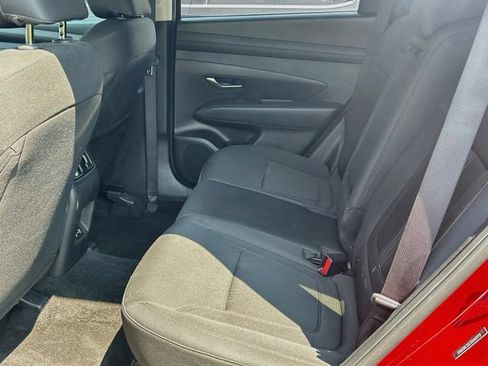 Certified 2025 Hyundai Tucson SEL AWD/4WD image 9