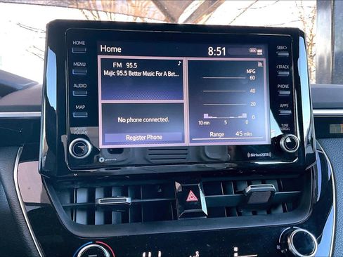 Used 2022 Toyota Corolla SE image 34