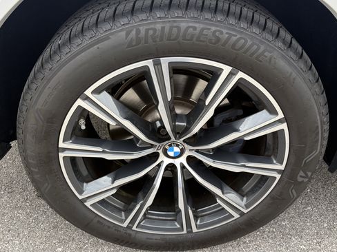 Used 2023 BMW X6 xDrive40i w/ Executive Package image 14