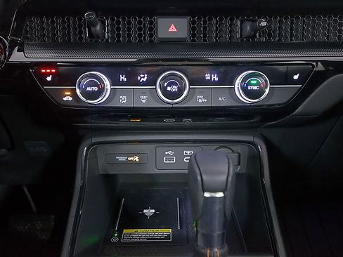 Used 2024 Honda CR-V Sport Touring image 27