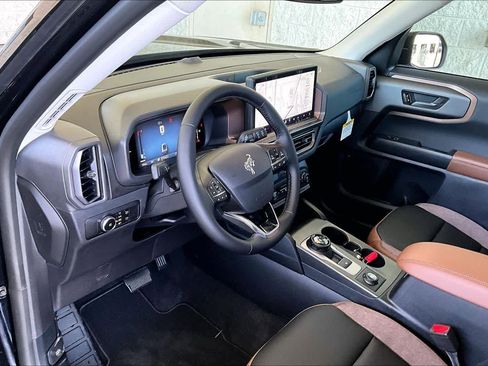 New 2026 Ford Bronco Sport Outer Banks AWD/4WD image 6