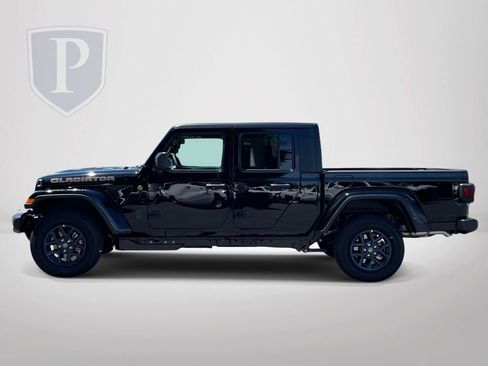 New 2026 Jeep Gladiator Sport AWD/4WD image 5