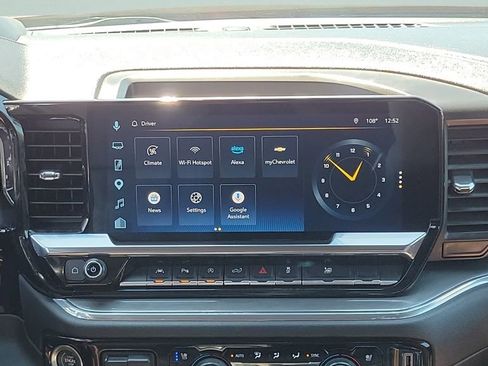 Certified 2024 Chevrolet Silverado 1500 High Country w/ Technology Package AWD/4WD image 17