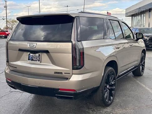 Certified 2025 Cadillac Escalade Sport Platinum w/ LPO, ONYX Package AWD/4WD image 11