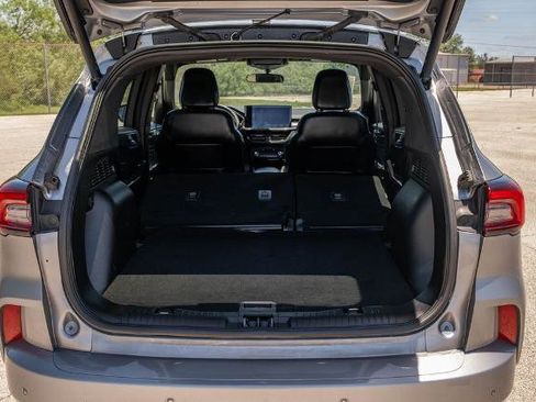 Certified 2023 Ford Escape ST-Line w/ Tech Pack #1 FWD image 25
