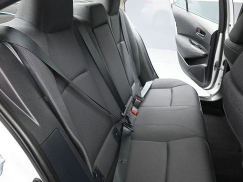 Used 2025 Toyota Corolla LE image 22