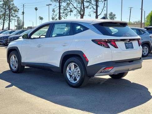 Used 2026 Hyundai Tucson SE image 4