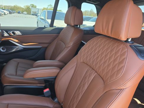 New 2026 BMW ALPINA XB7 AWD/4WD image 41
