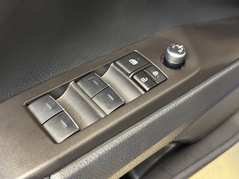 Used 2024 Toyota Camry XSE image 9