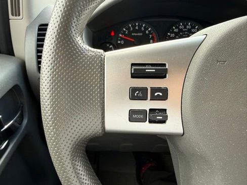 Used 2020 Nissan Frontier SV RWD image 31