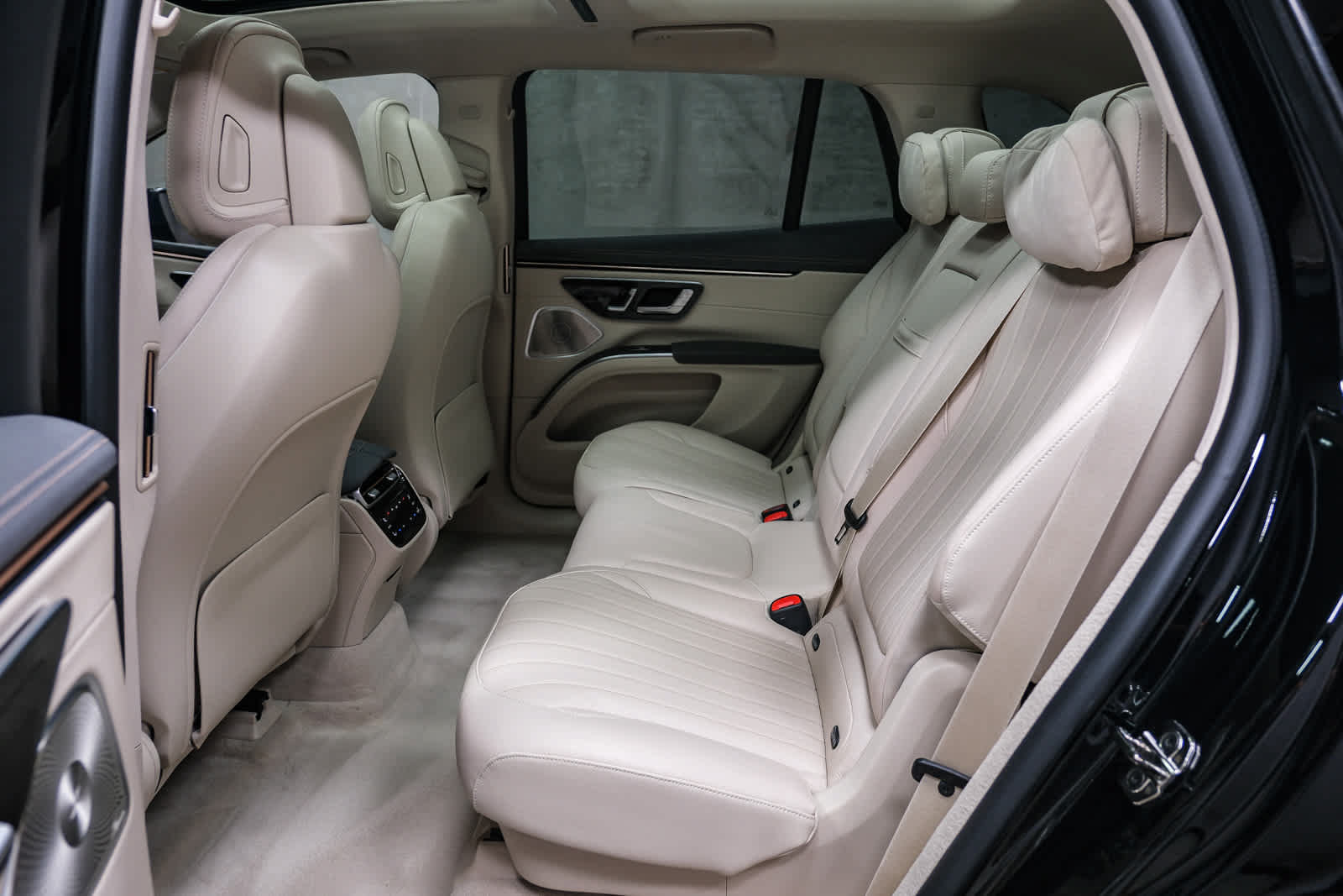 Certified 2023 Mercedes-Benz EQS 450+ SUV image 24