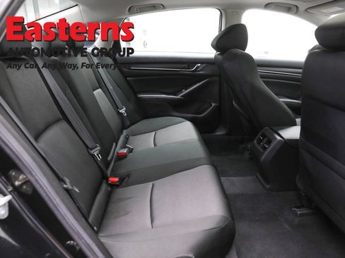 Used 2019 Honda Accord EX image 22