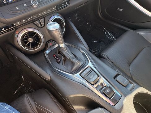 Used 2022 Chevrolet Camaro SS RWD image 23