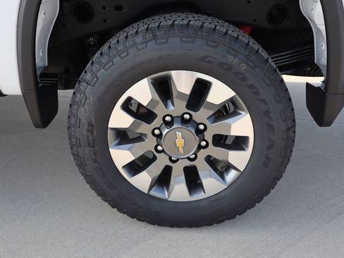 New 2026 Chevrolet Silverado 2500 Custom w/ Custom Value Package image 6