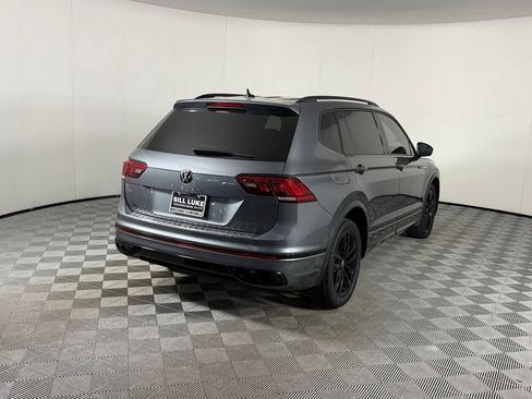 Used 2022 Volkswagen Tiguan SE R-Line FWD image 8