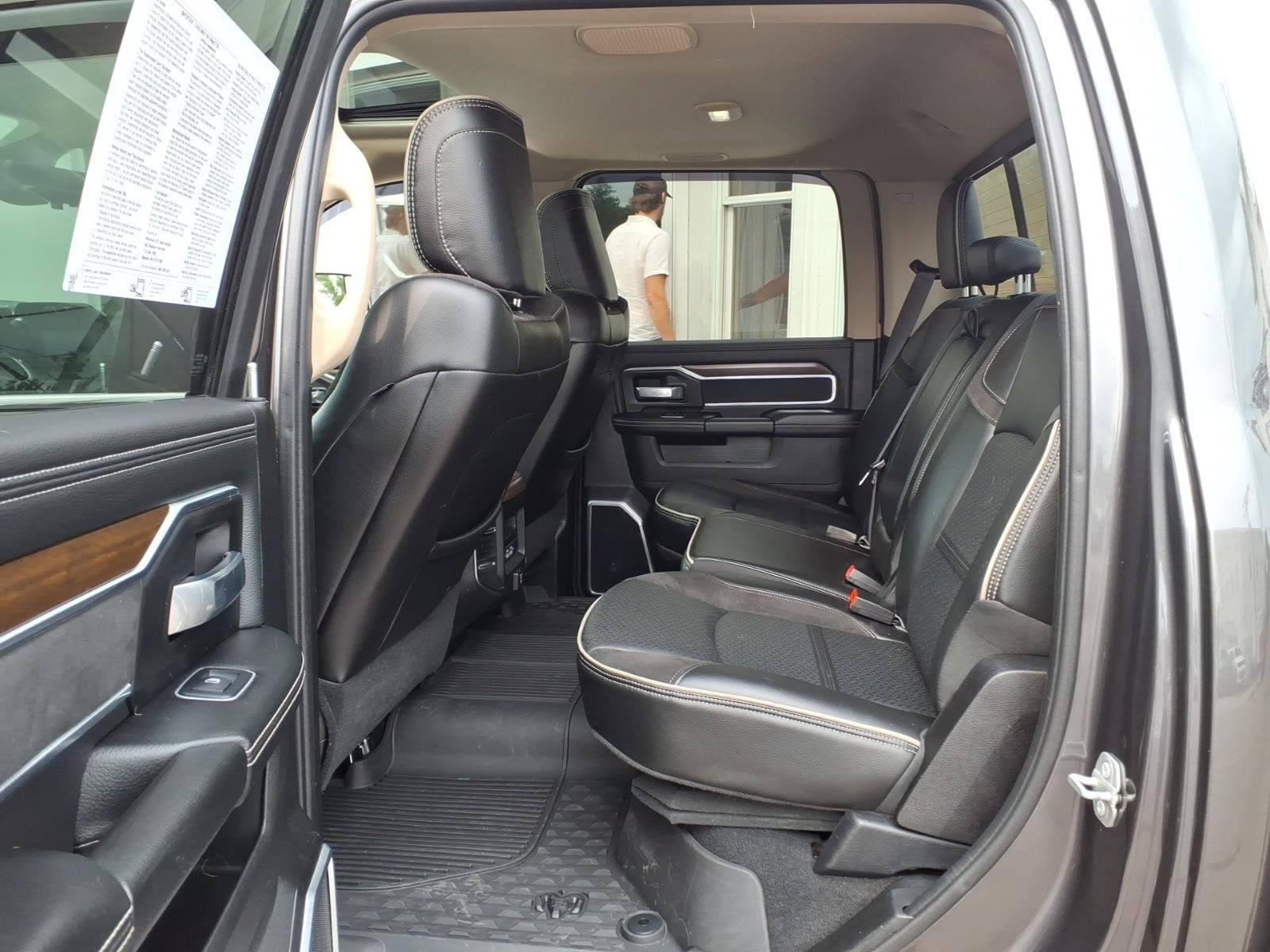 Used 2022 RAM 3500 Laramie AWD/4WD image 10