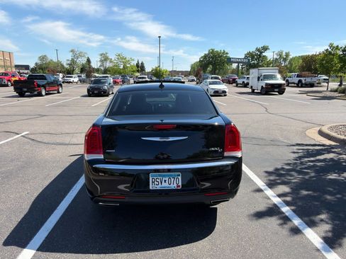Used 2016 Chrysler 300 C w/ Light Group AWD/4WD image 7