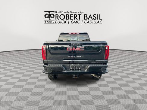 Used 2025 GMC Sierra 2500 Denali w/ Denali Reserve Package AWD/4WD image 7