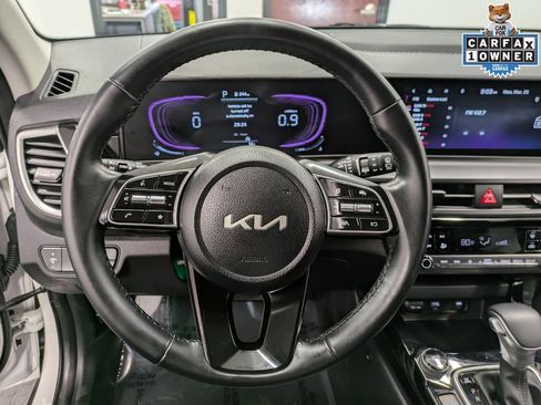 Certified 2025 Kia Seltos S AWD/4WD image 21
