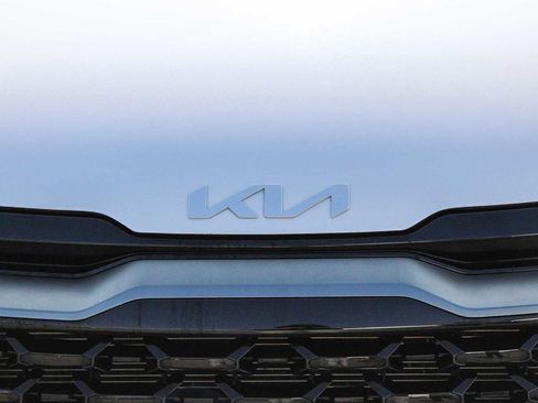 Used 2023 Kia Sportage X-Line w/ X-Line Premium Package image 11